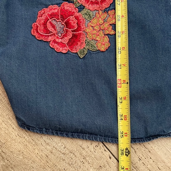 Speed Control Denim Dress with Floral Appliqué - Picture 12 of 17